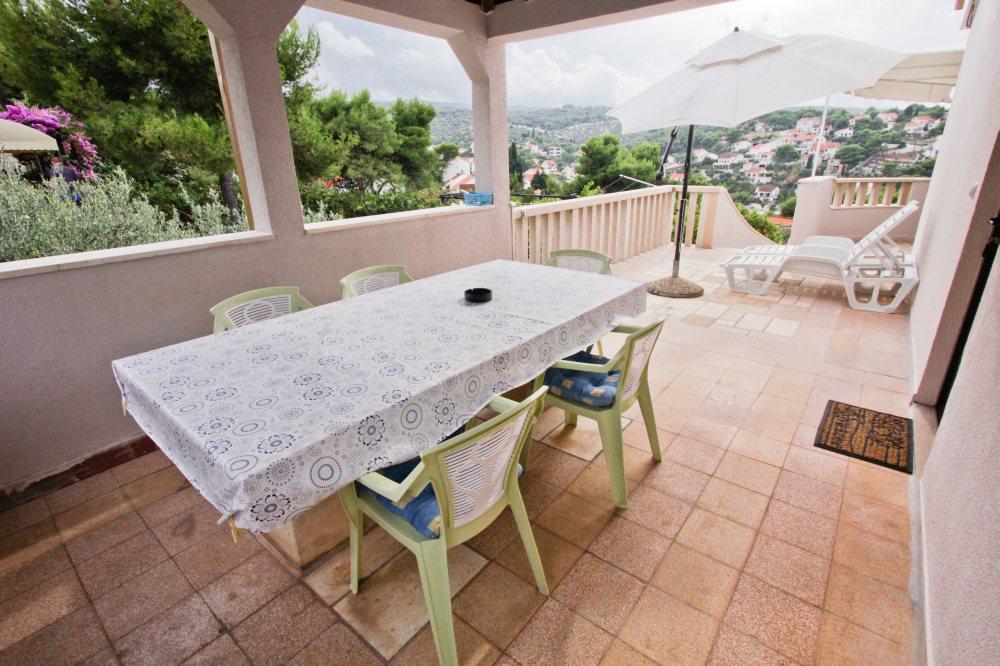 Apartment Miljenko Tomic Splitska Exterior foto