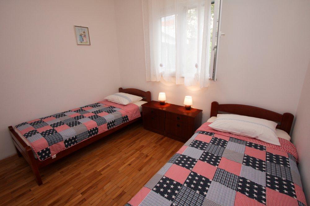 Apartment Miljenko Tomic Splitska Exterior foto