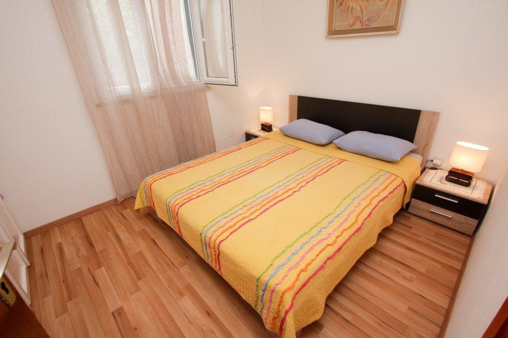 Apartment Miljenko Tomic Splitska Exterior foto